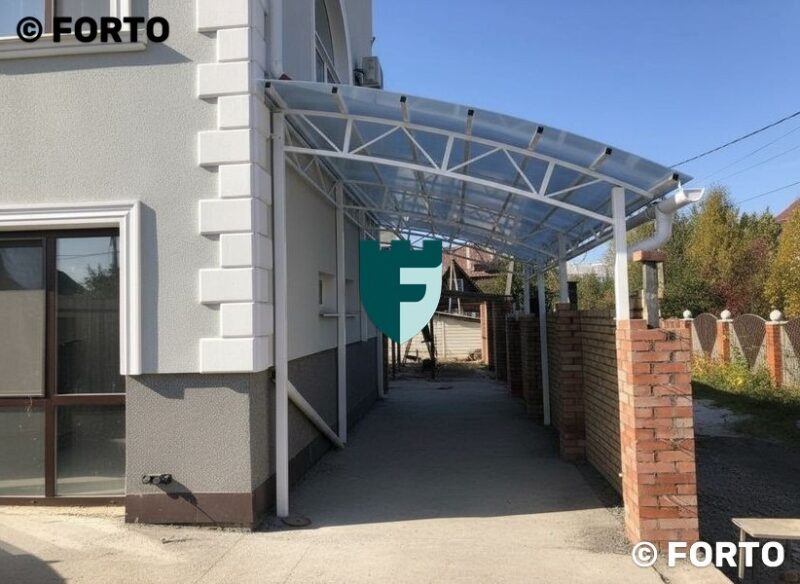 Навес к дому с полуарочной формой ската 3х10 м фото